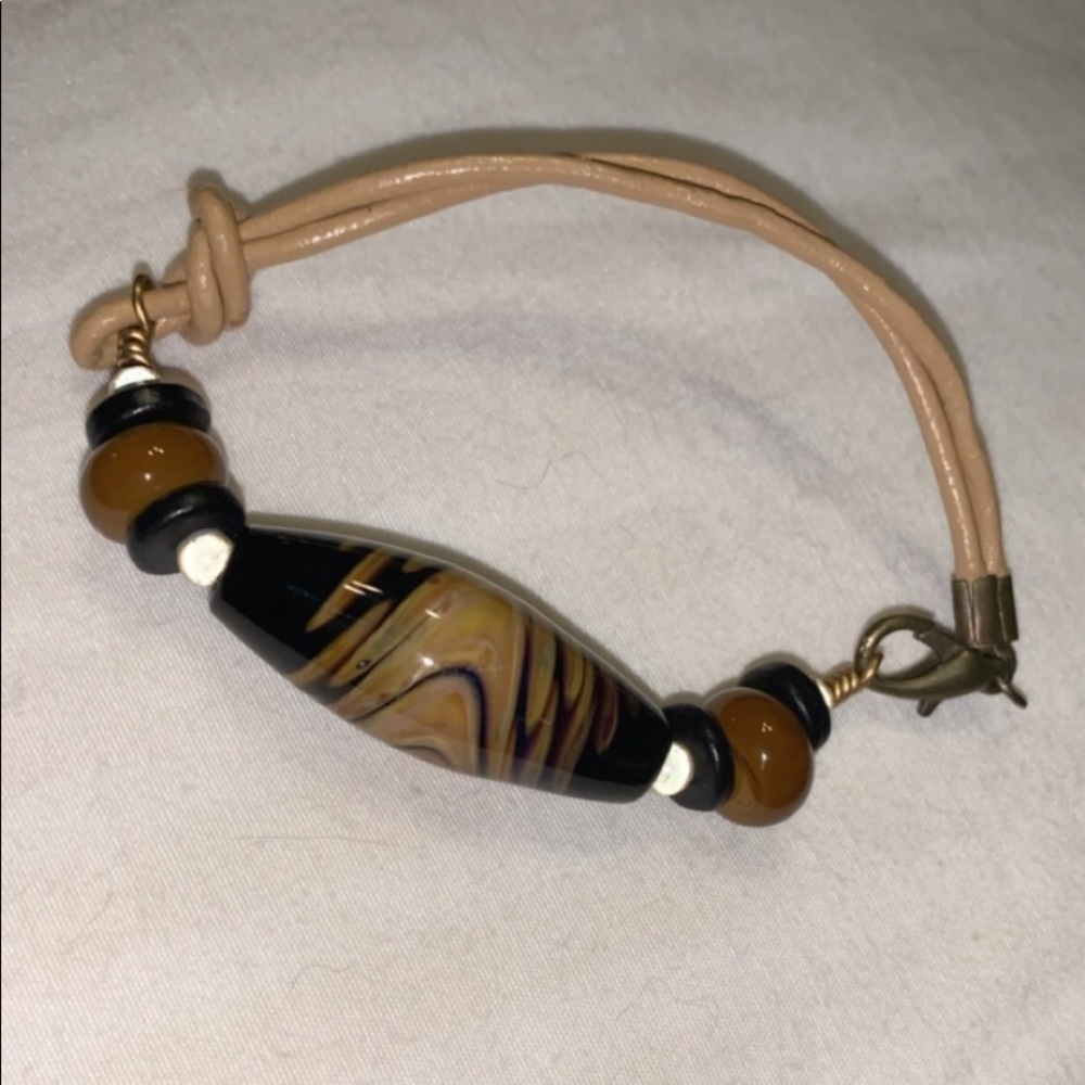 A beautiful brand new bracelet !